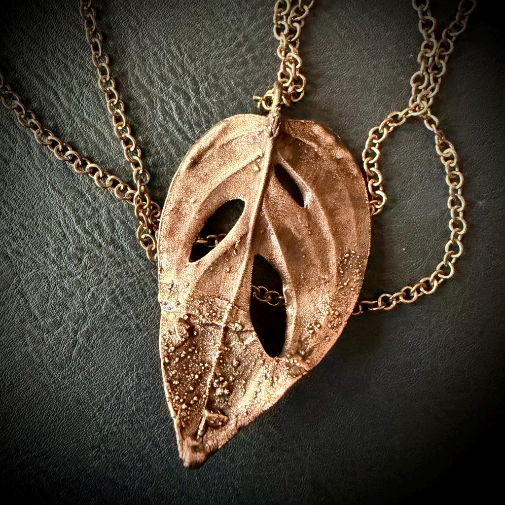 Electroformed Monstera Leaf Necklace with RAW Labradorite | Handmade Copper Jewelry | 18” Patina Chain __etsy:7986851468