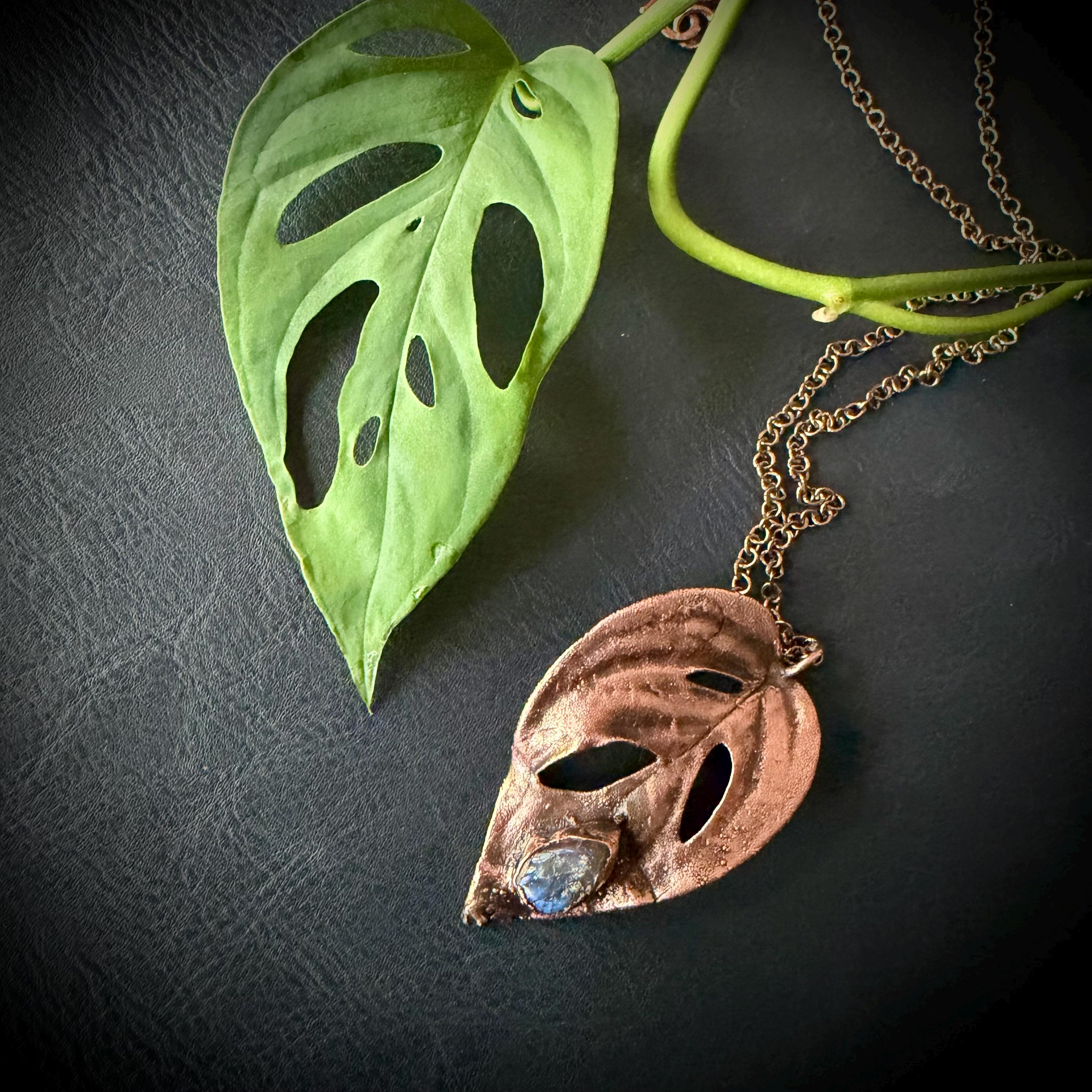 Electroformed Monstera Leaf Necklace with RAW Labradorite | Handmade Copper Jewelry | 18” Patina Chain __etsy:8034793717