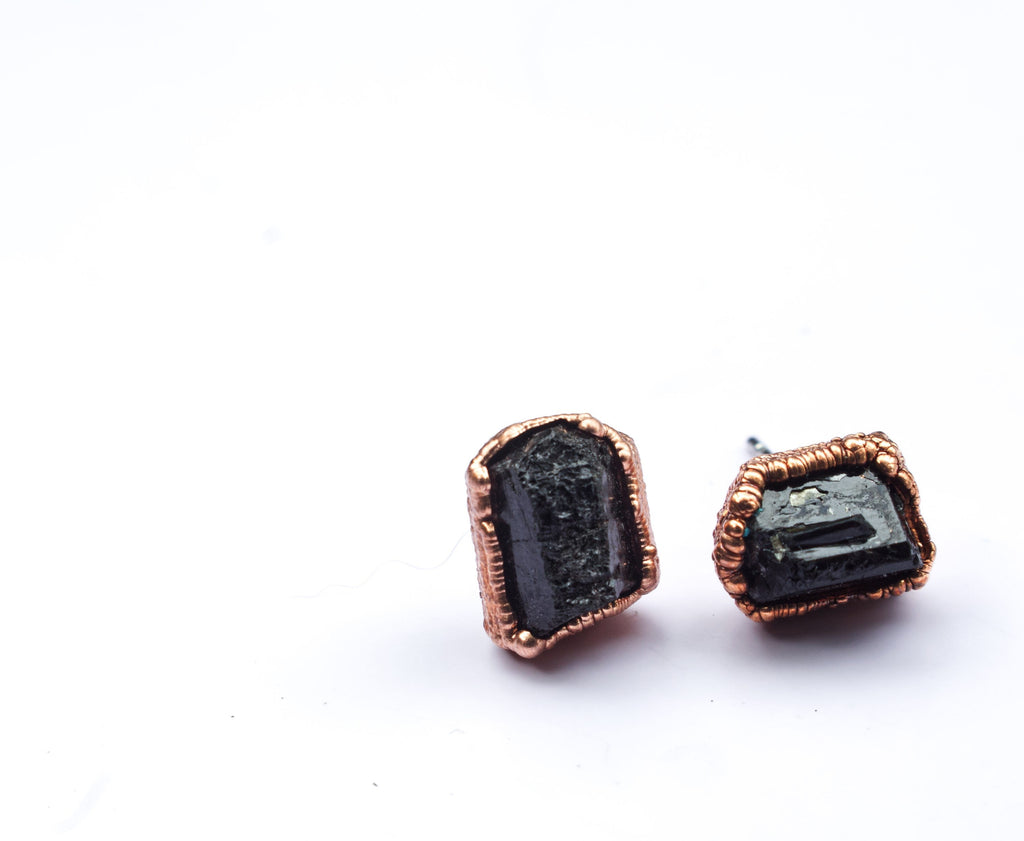Black Tourmaline Earrings / Raw Crystal Copper Studs / Libra Birthstone Earrings / Electroformed Jewelry