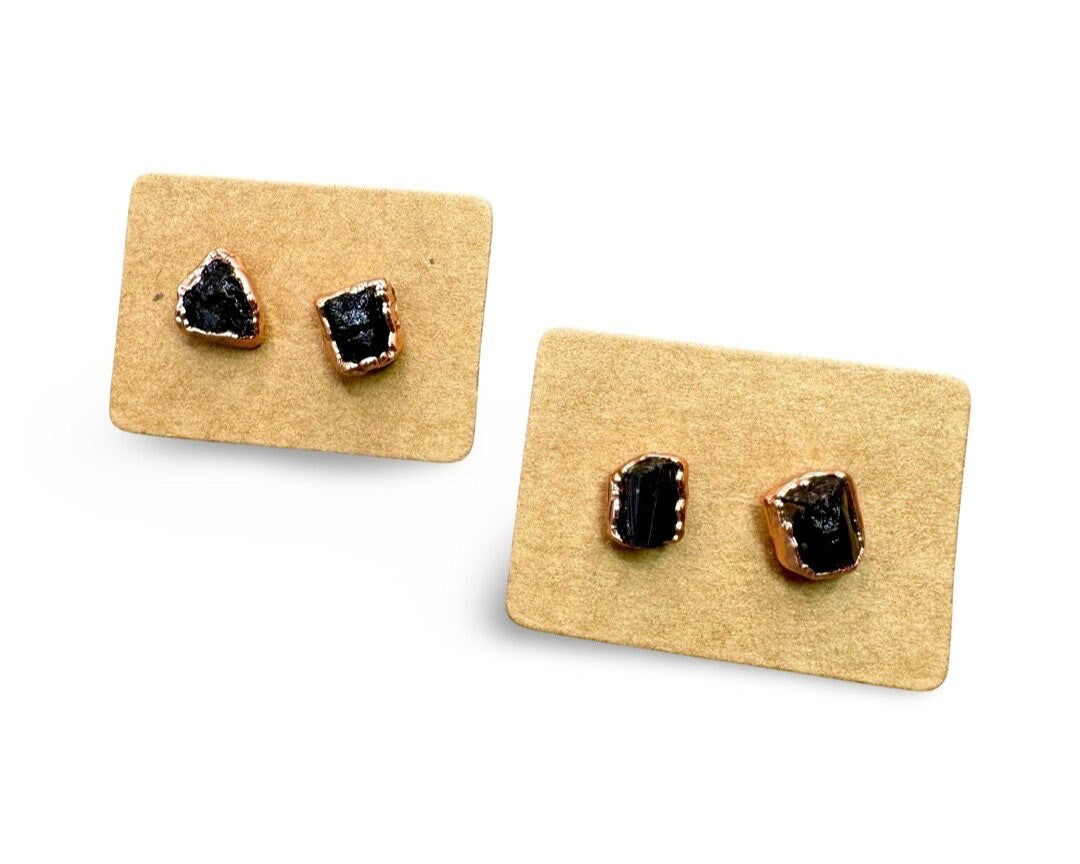 Black Tourmaline Earrings / Raw Crystal Copper Studs / Libra Birthstone Earrings / Electroformed Jewelry