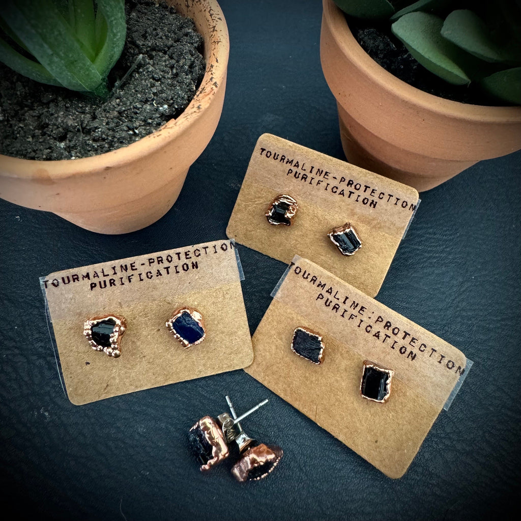 Black Tourmaline Earrings / Raw Crystal Copper Studs / Libra Birthstone Earrings / Electroformed Jewelry