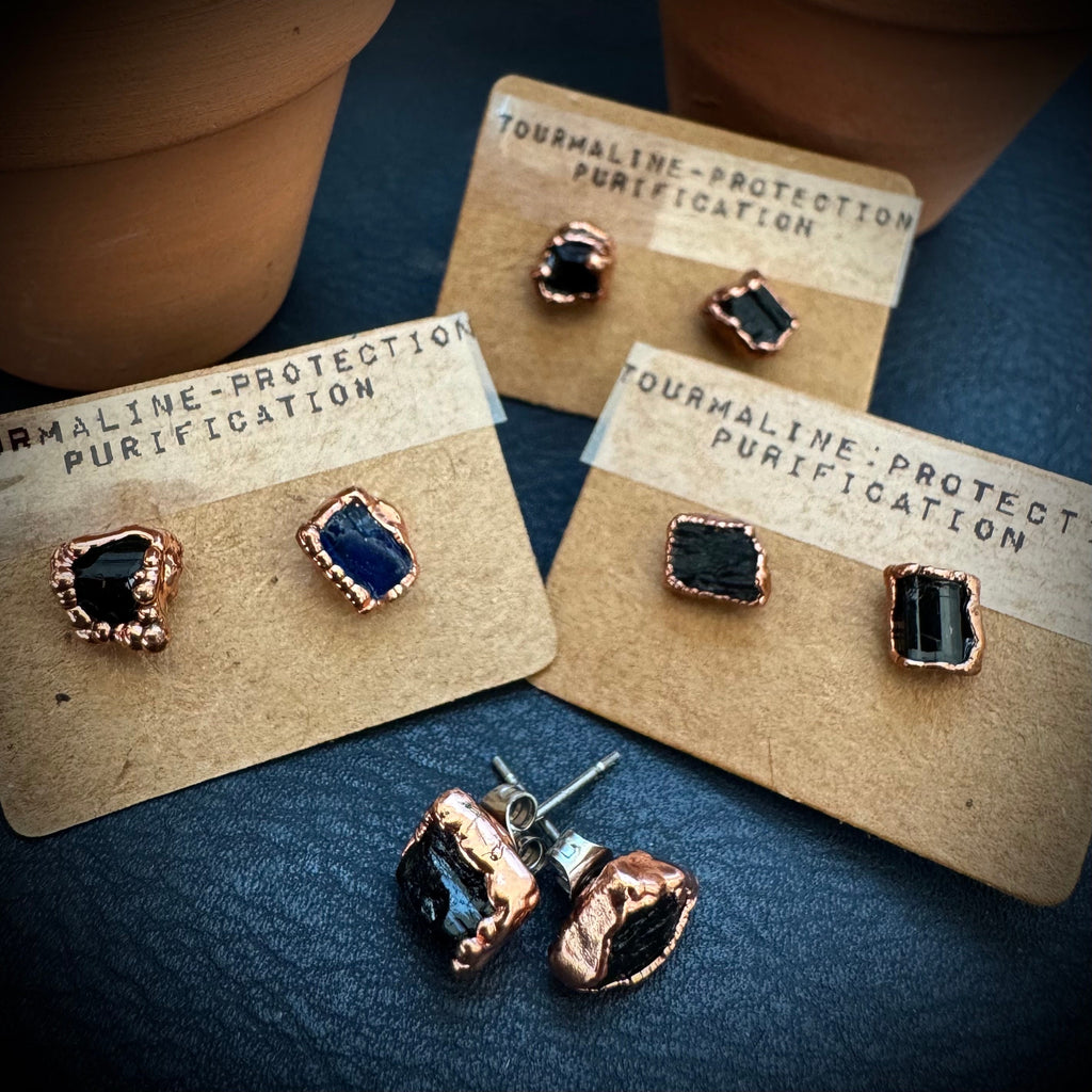 Black Tourmaline Earrings / Raw Crystal Copper Studs / Libra Birthstone Earrings / Electroformed Jewelry