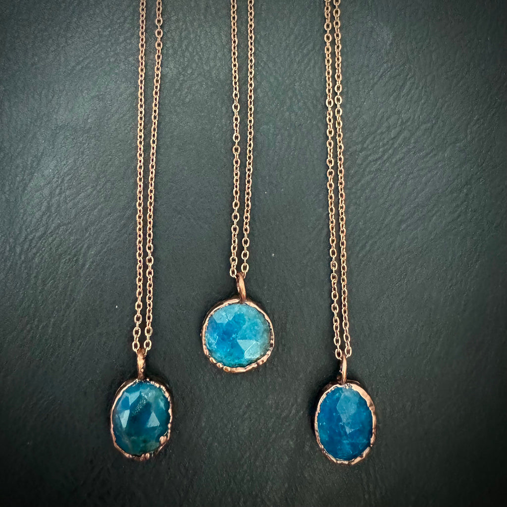 Blue Apatite Rose Cut Necklace / Dainty Crystal Necklace / Electroformed Copper Jewelry