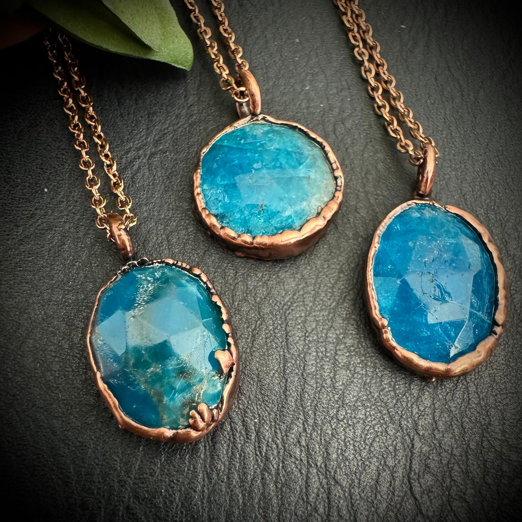 Blue Apatite Rose Cut Necklace / Dainty Crystal Necklace / Electroformed Copper Jewelry