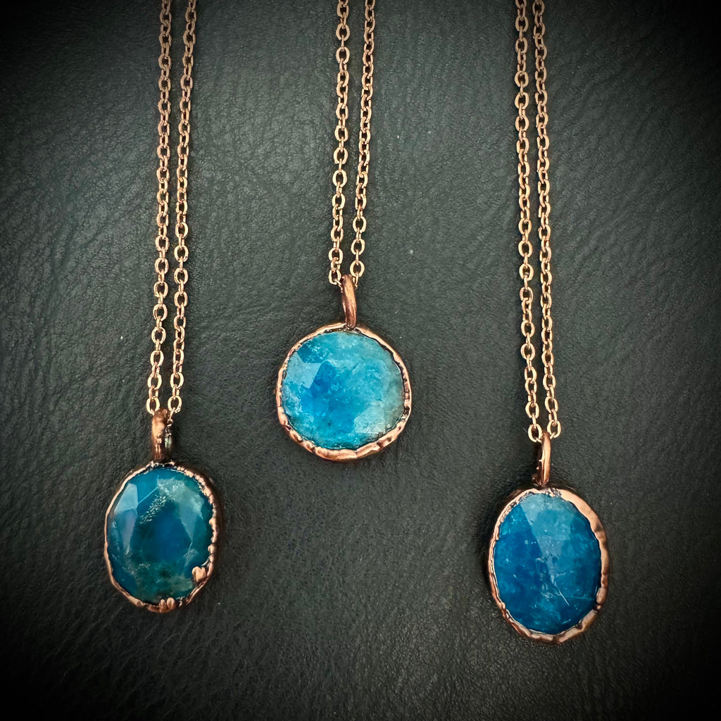 Blue Apatite Rose Cut Necklace / Dainty Crystal Necklace / Electroformed Copper Jewelry