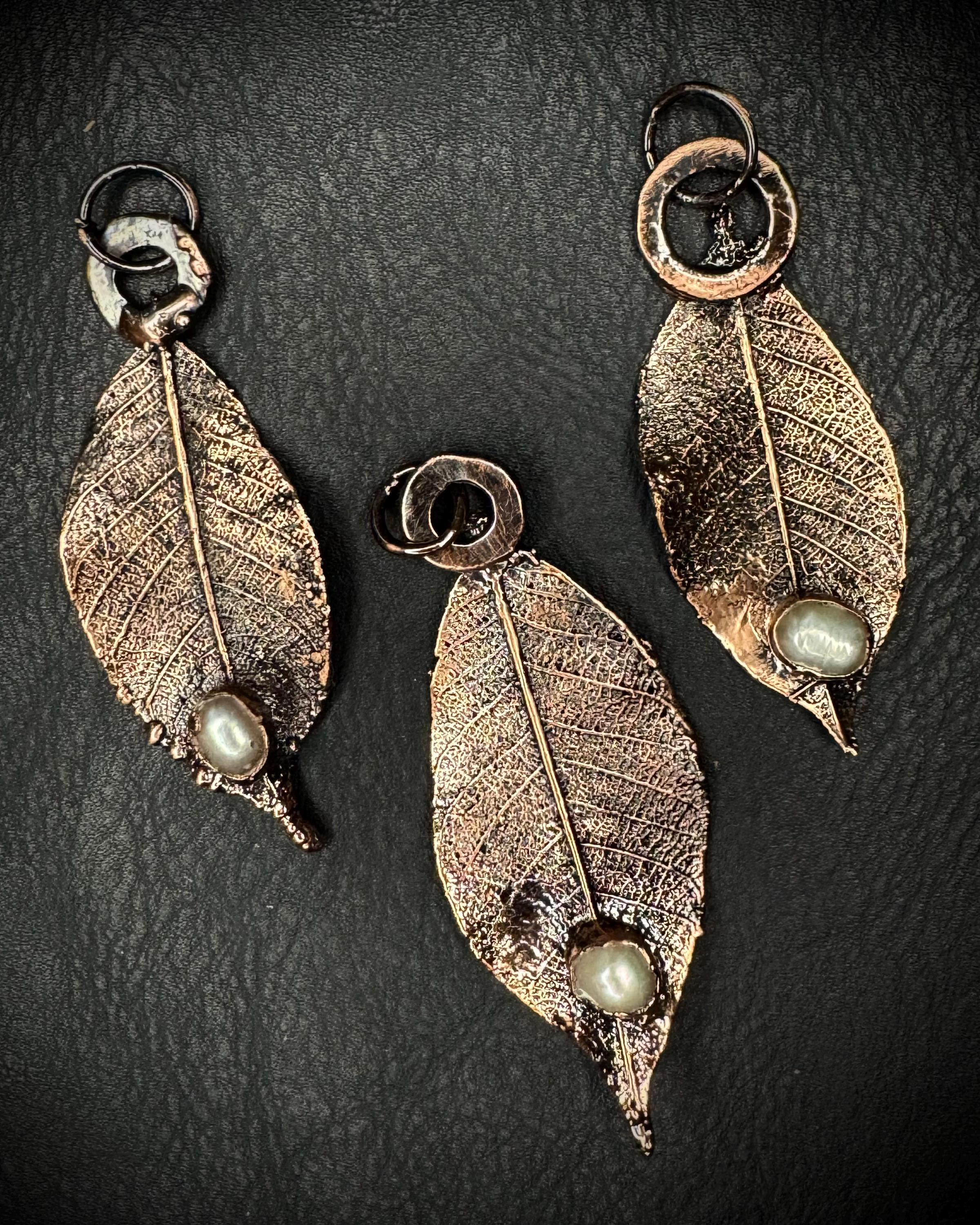 Pearl Skeleton Leaf Necklace / Nature Inspired Jewelry / Boho Cottagecore Nature Lovers