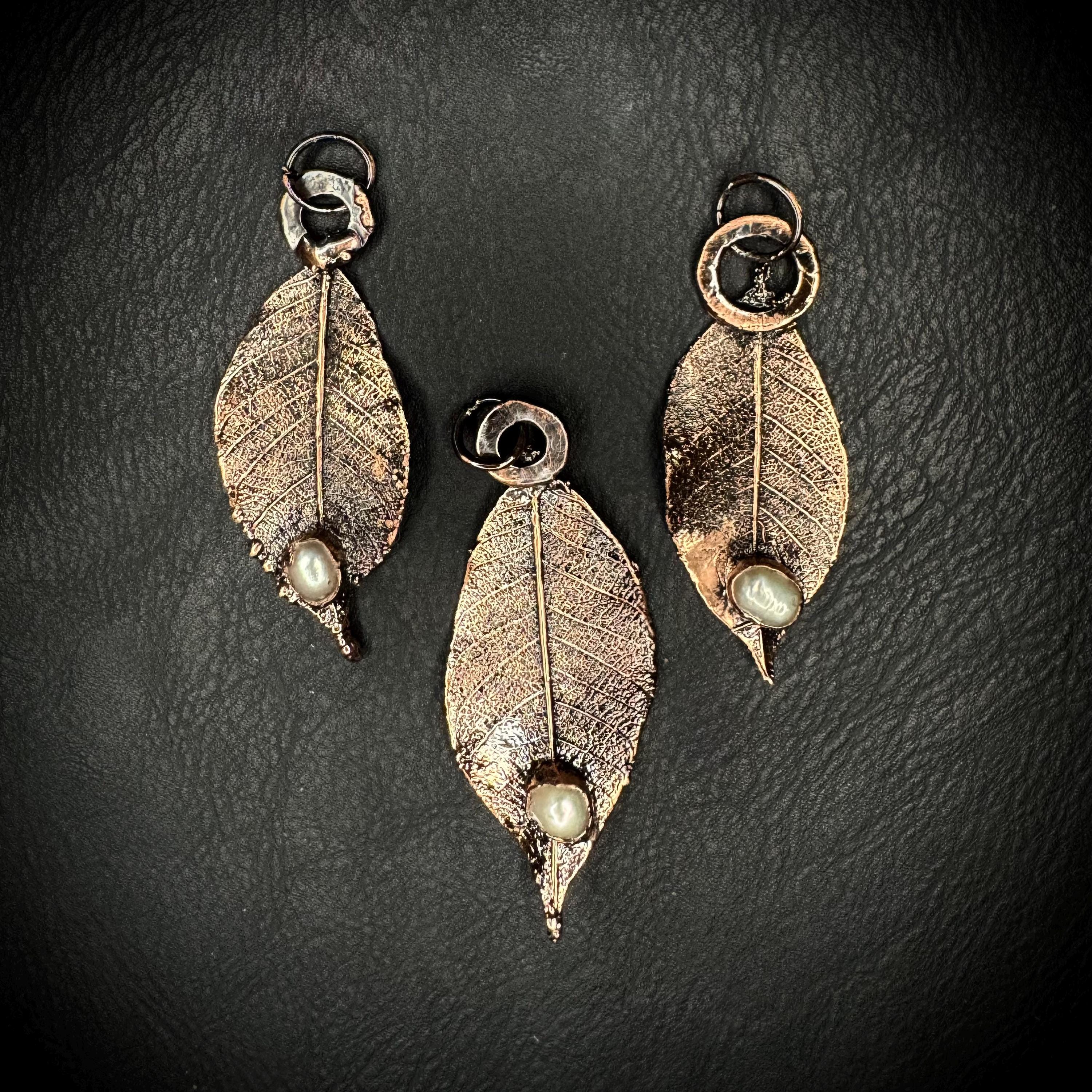 Pearl Skeleton Leaf Necklace / Nature Inspired Jewelry / Boho Cottagecore Nature Lovers