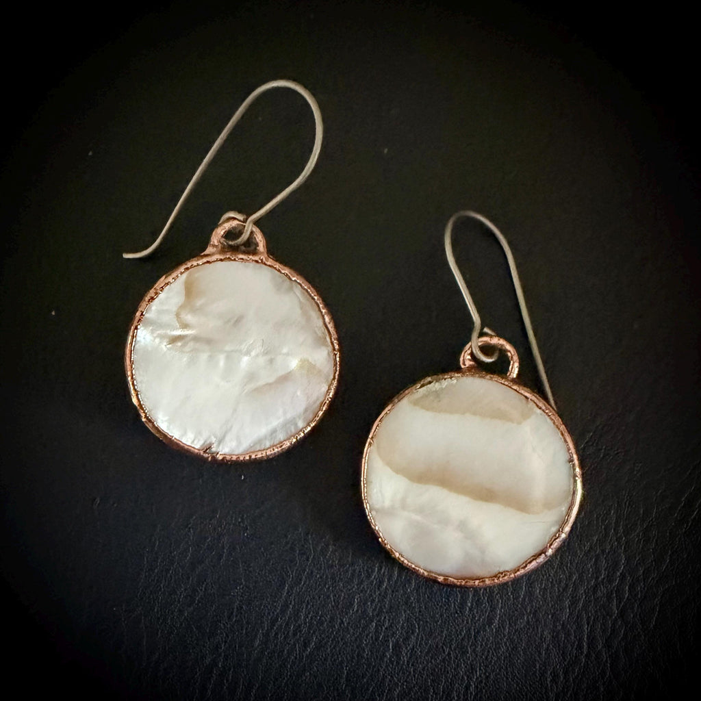 White Resin Shell Circle Dangle Earrings