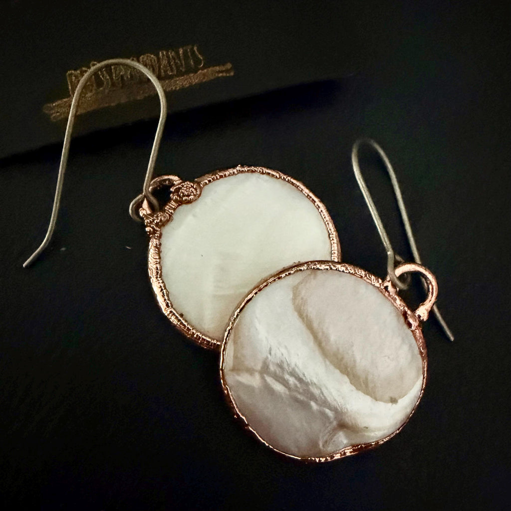 White Resin Shell Circle Dangle Earrings