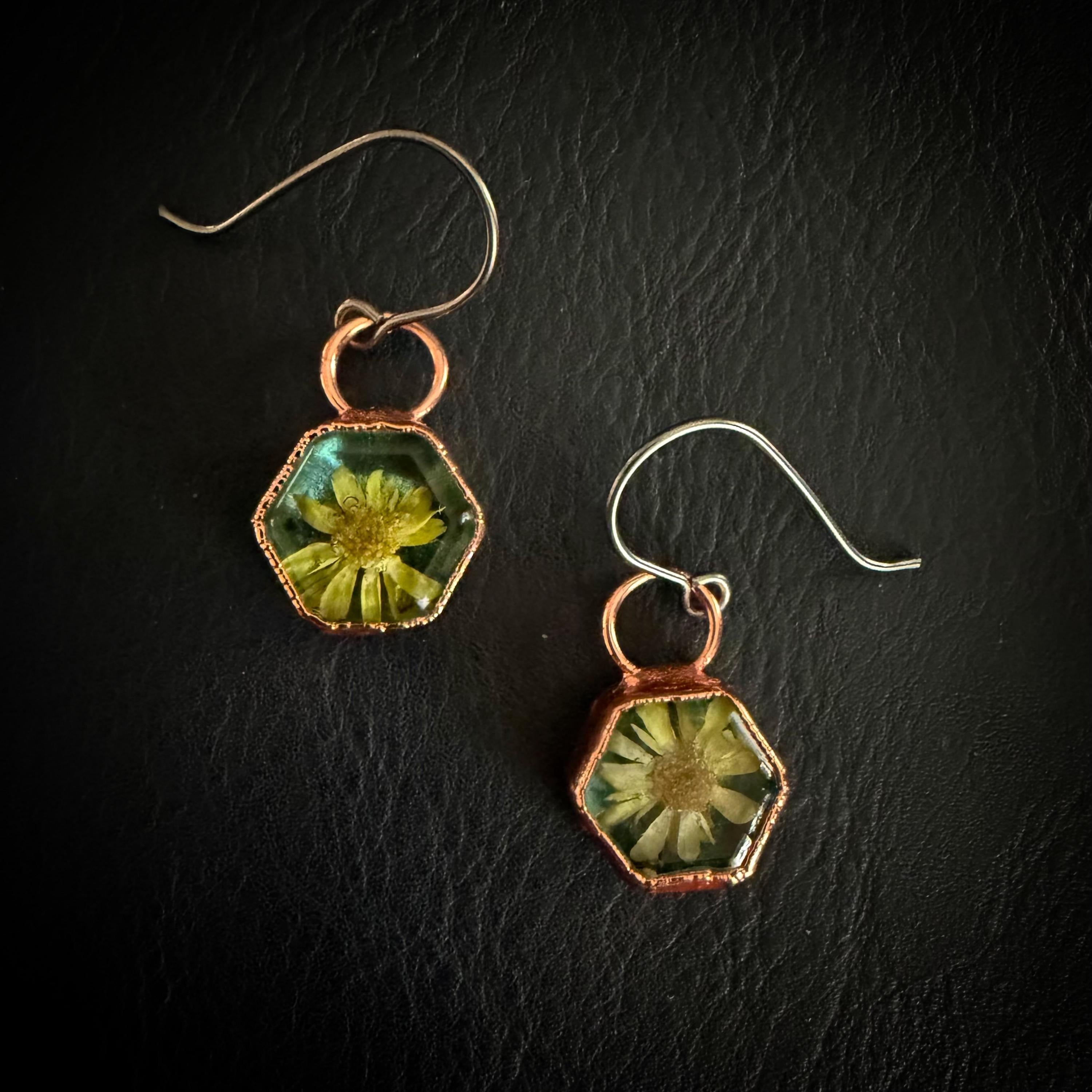 Dried Flower Resin Earrings | Botanical Jewelry | Niobium Ear Wires | Handmade Nature Earrings