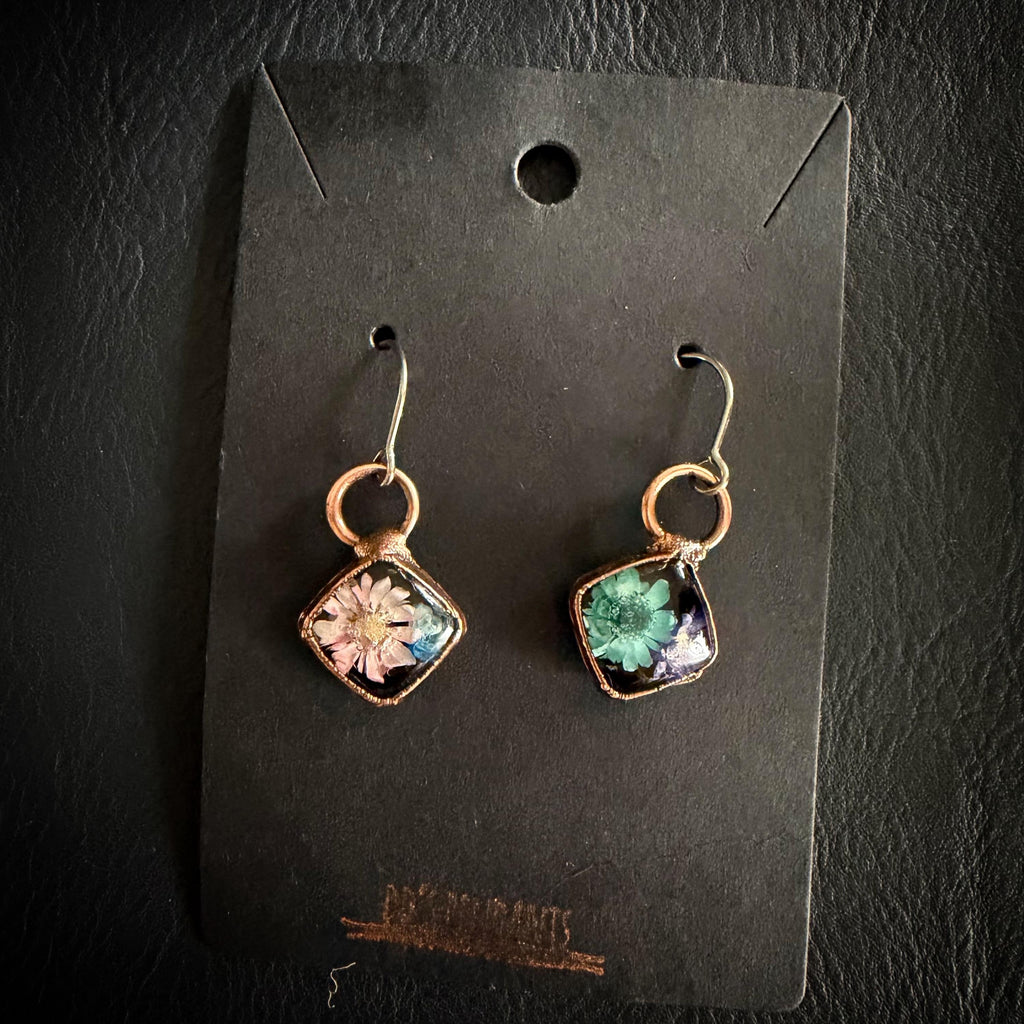 Dried Flower Resin Earrings | Botanical Jewelry | Niobium Ear Wires | Handmade Nature Earrings