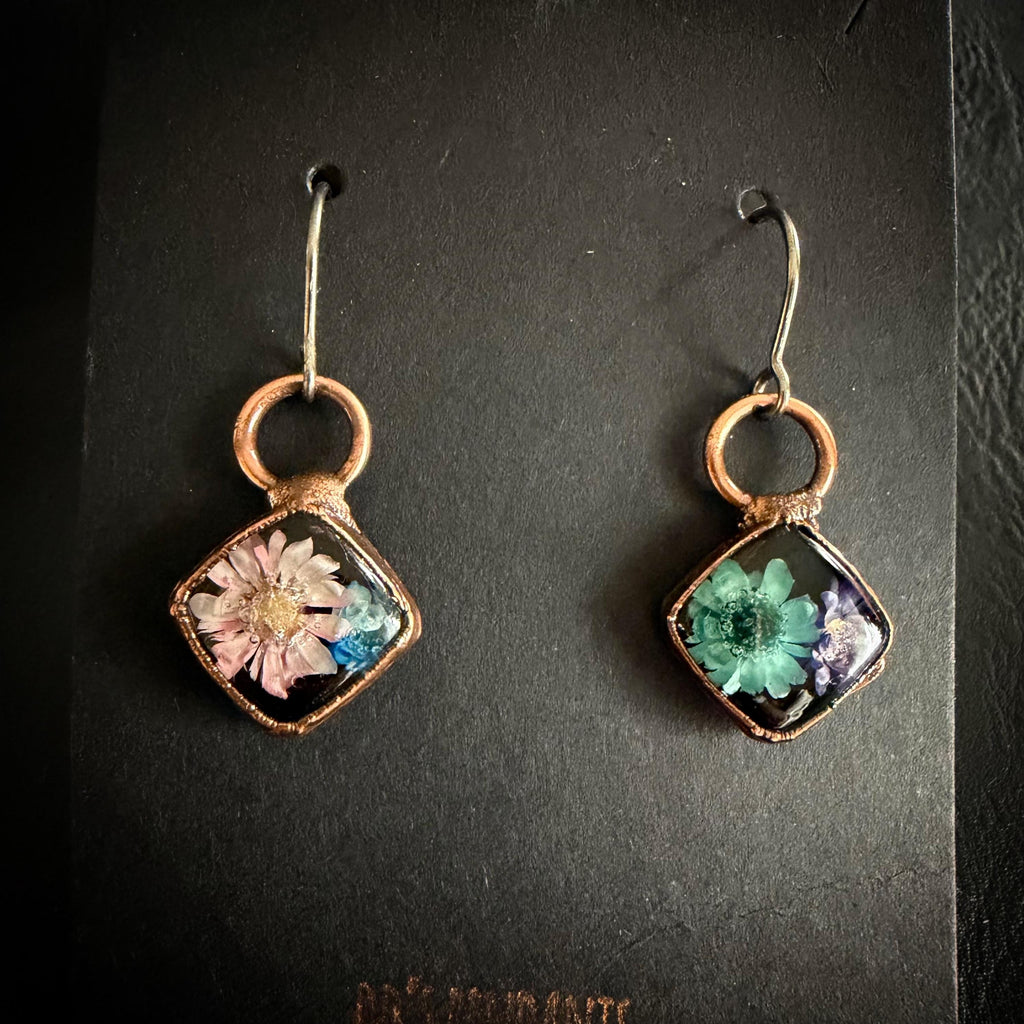 Dried Flower Resin Earrings | Botanical Jewelry | Niobium Ear Wires | Handmade Nature Earrings