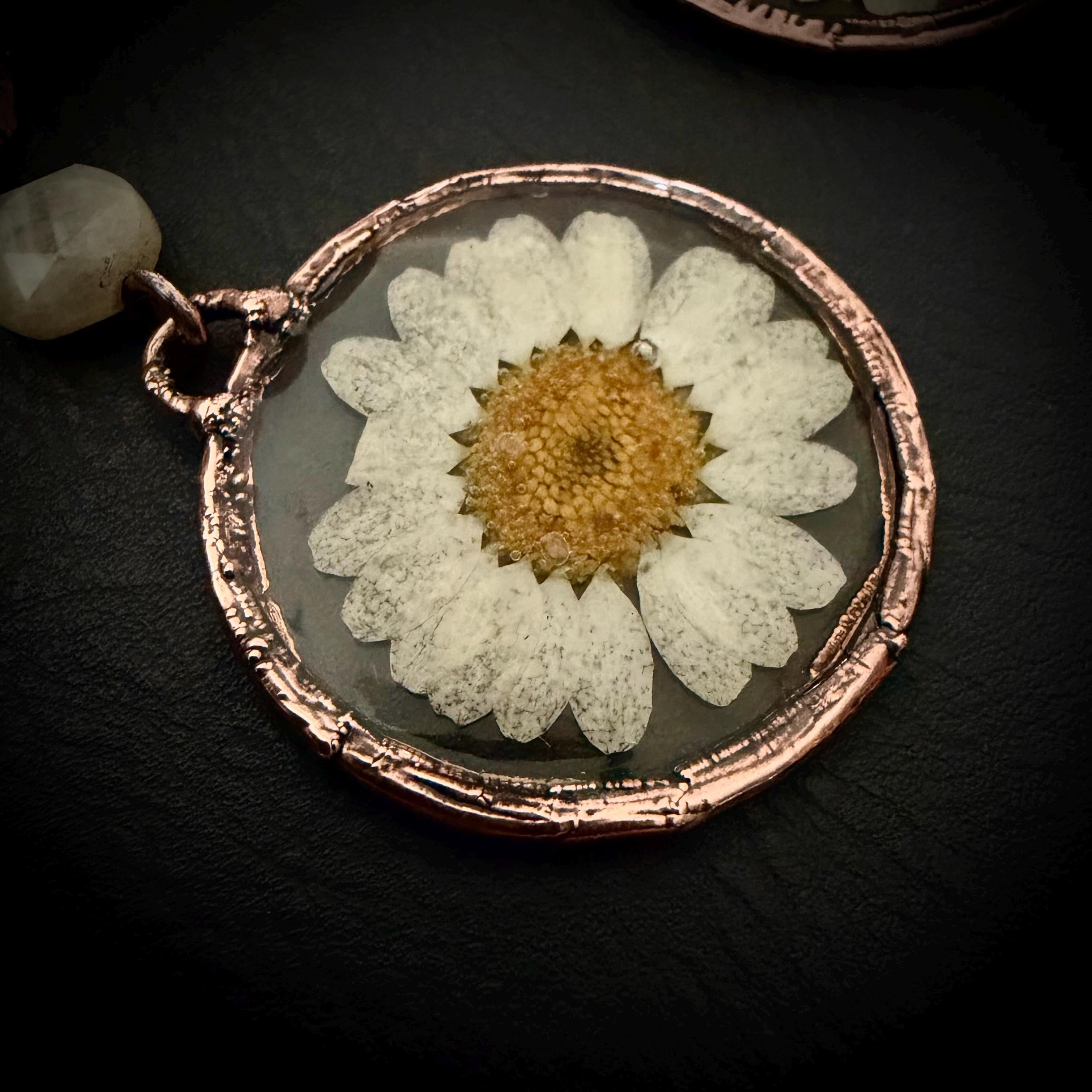 Electroformed Daisy Resin Earrings – Copper Flower Crystal Dangle Jewelry
