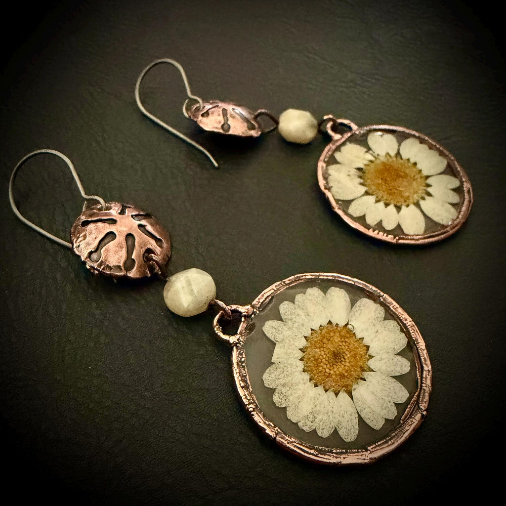 Electroformed Daisy Resin Earrings – Copper Flower Crystal Dangle Jewelry