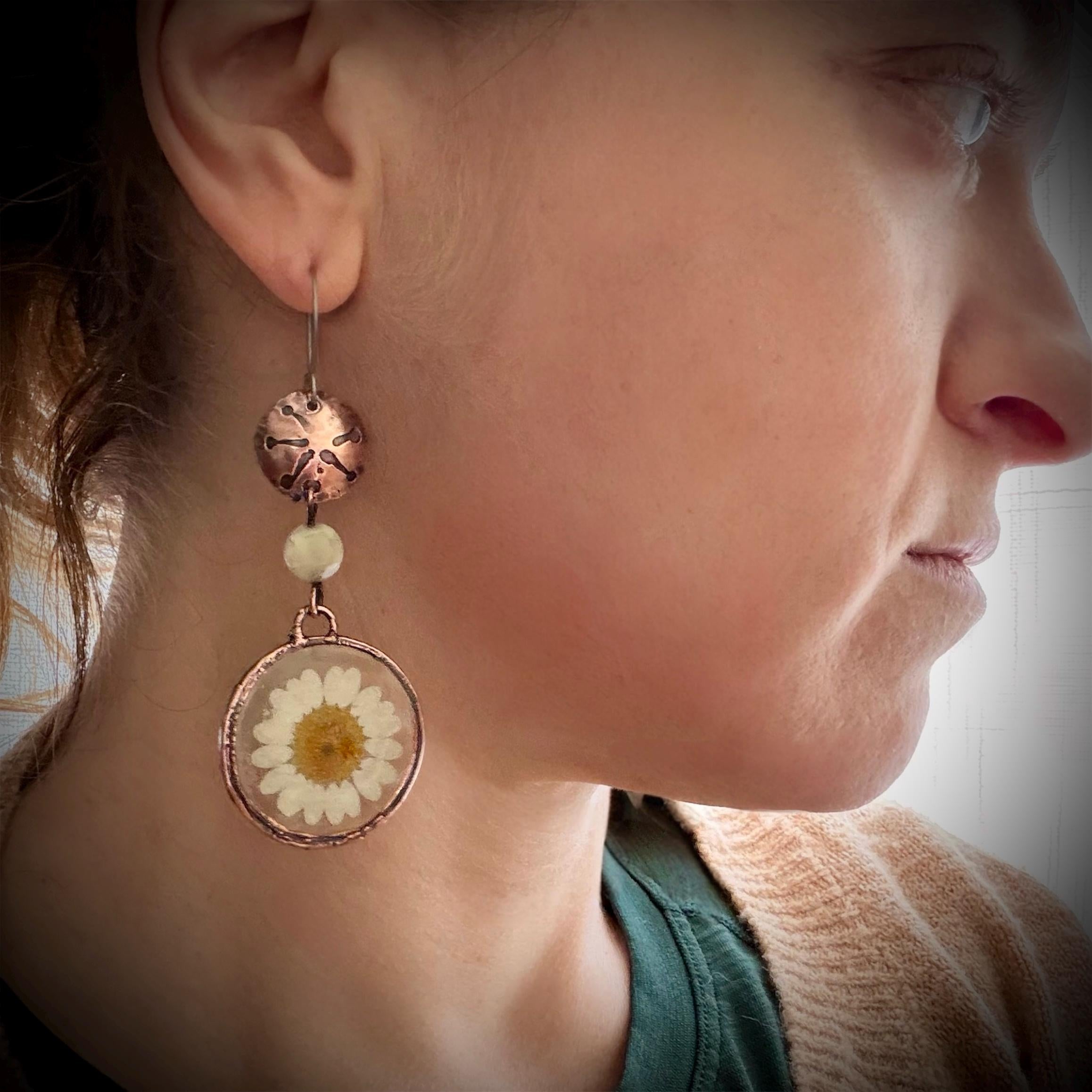 Electroformed Daisy Resin Earrings – Copper Flower Crystal Dangle Jewelry