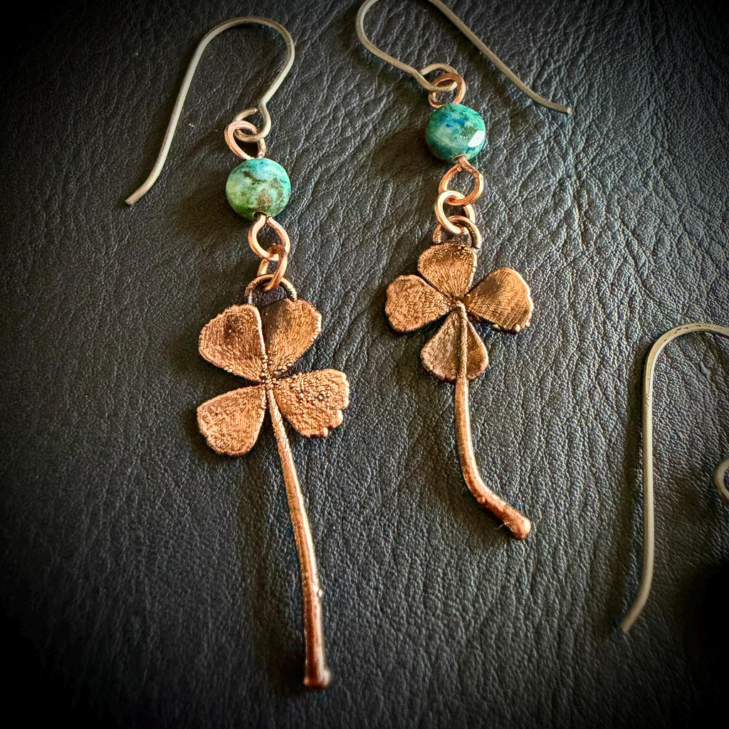 Electroformed Copper Four Leaf Clover Earrings – Lapis Lazuli, Titanium
