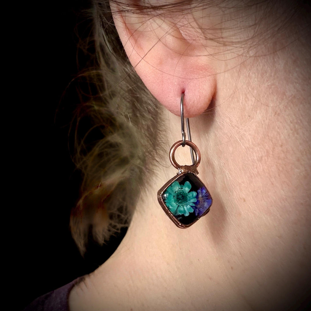Dried Flower Resin Earrings | Botanical Jewelry | Niobium Ear Wires | Handmade Nature Earrings