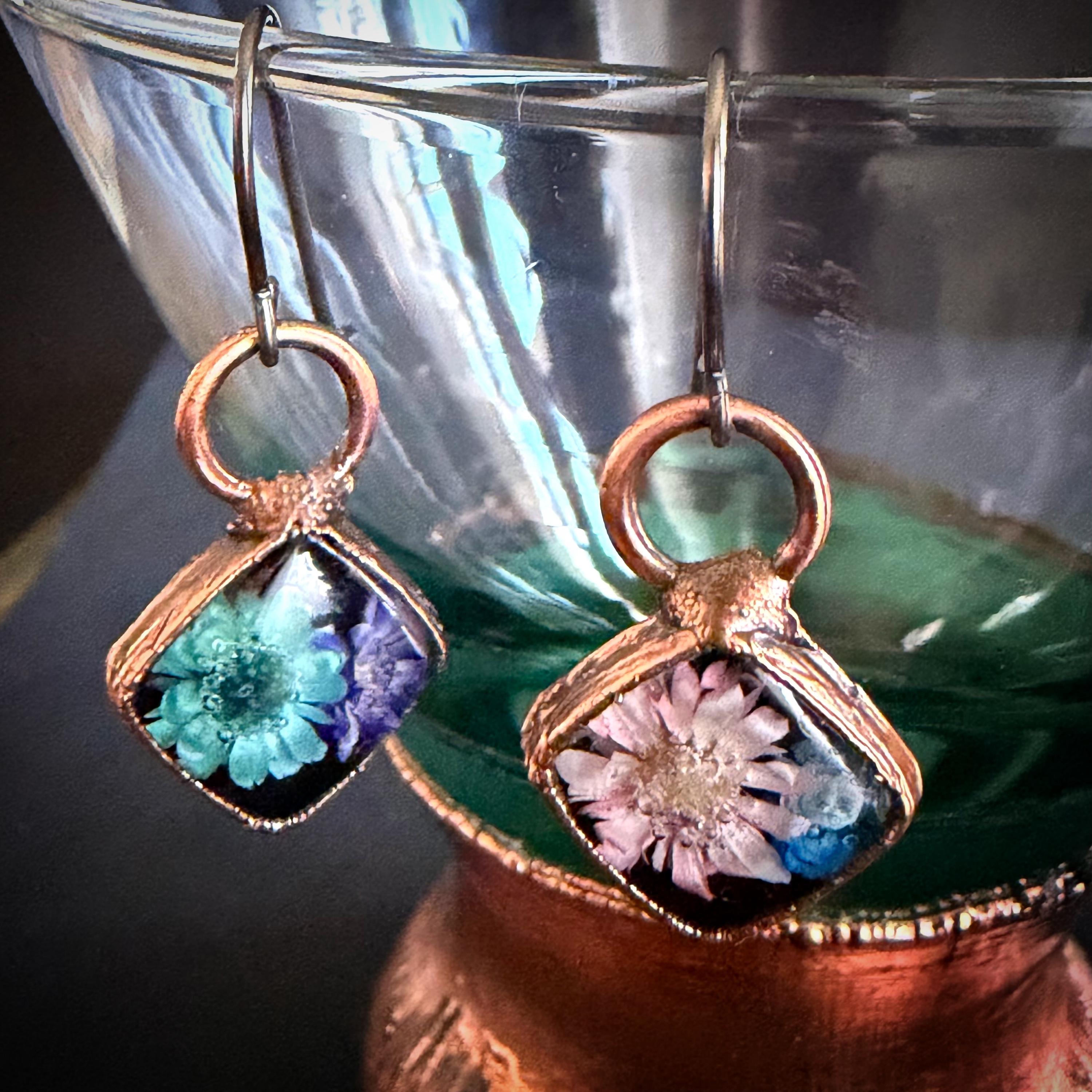 Dried Flower Resin Earrings | Botanical Jewelry | Niobium Ear Wires | Handmade Nature Earrings