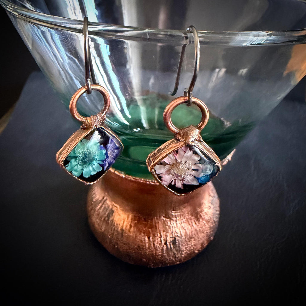 Dried Flower Resin Earrings | Botanical Jewelry | Niobium Ear Wires | Handmade Nature Earrings