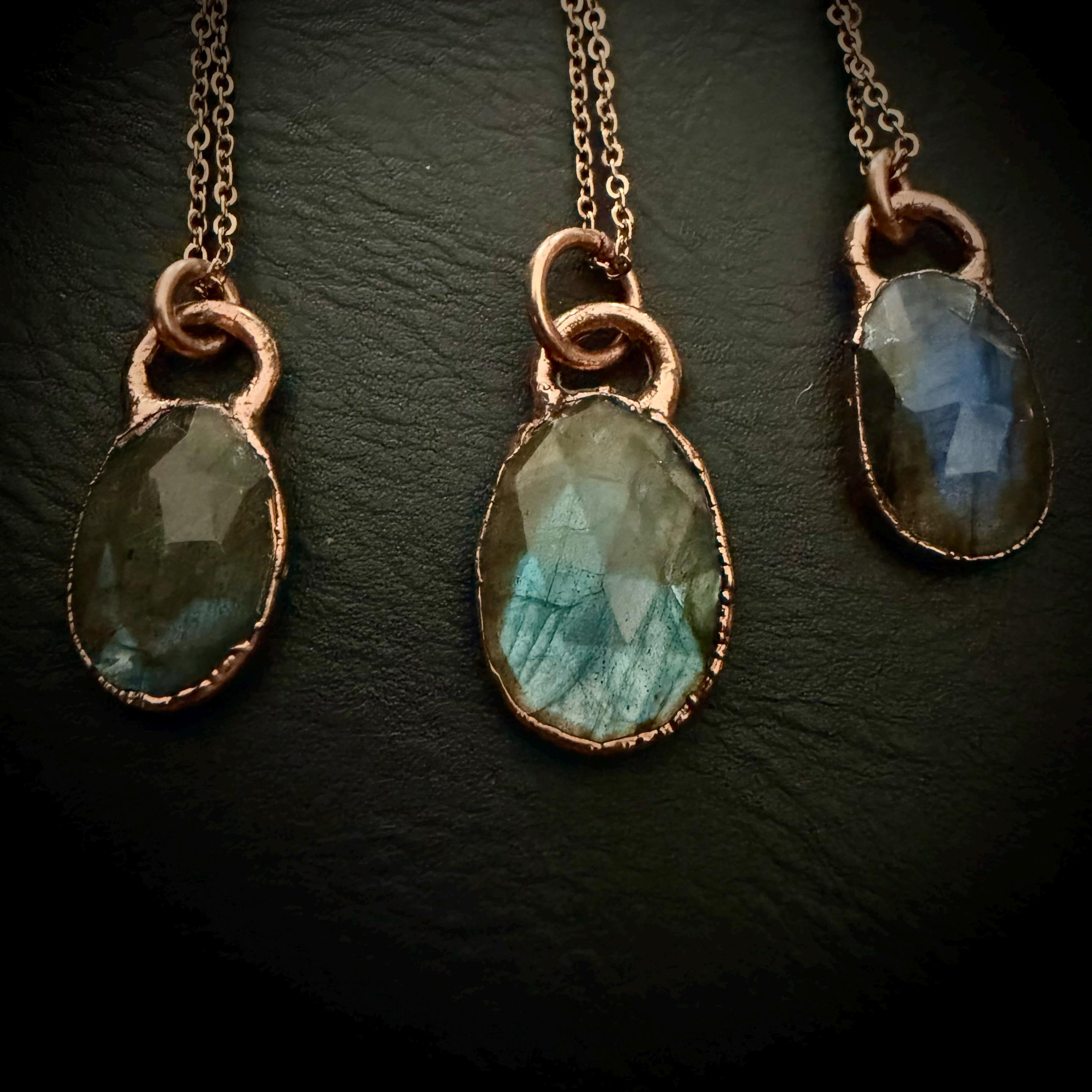 Labradorite Oval Necklace / Rose Cut Gemstone Necklace / Electroformed Jewelry