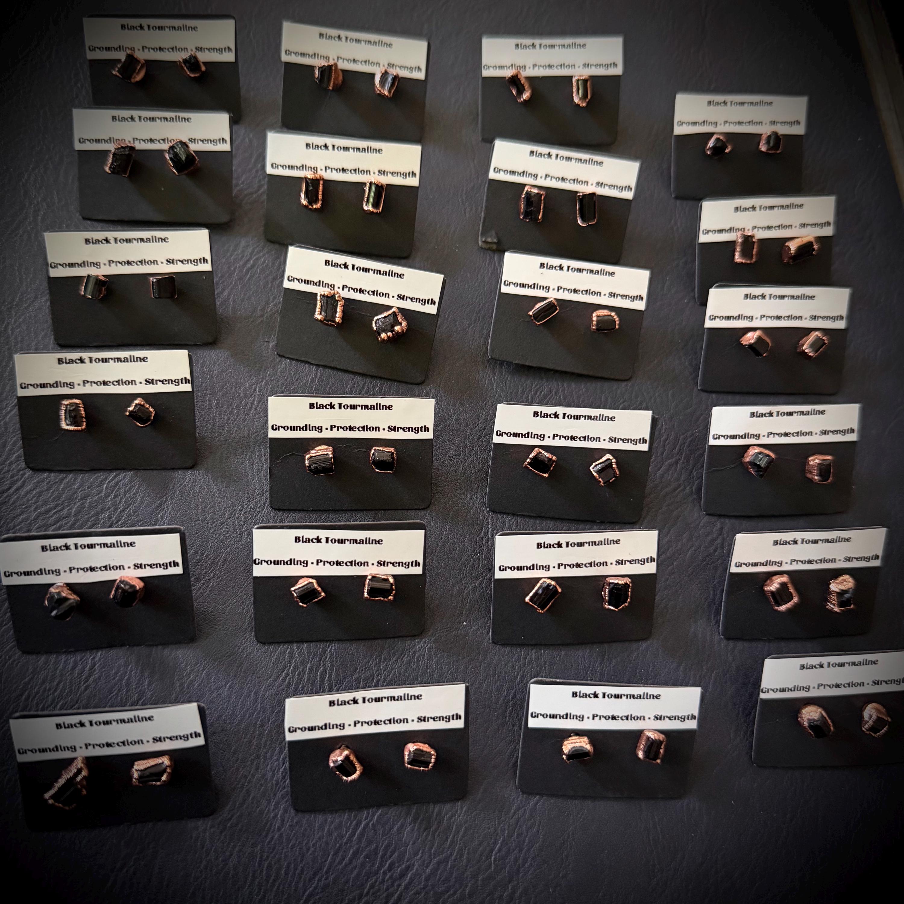 Black Tourmaline Earrings / Raw Crystal Copper Studs / Libra Birthstone Earrings / Electroformed Jewelry