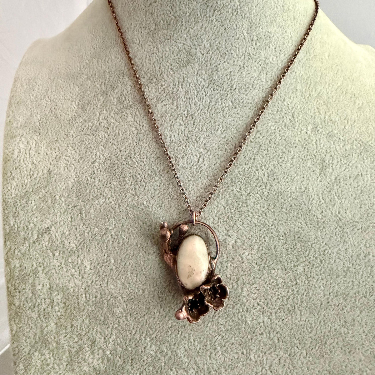 Solar Quartz Real Flower Necklace | Electroformed Copper Botanical Pendant | Handmade Crystal Jewelry | Boho Nature Necklace