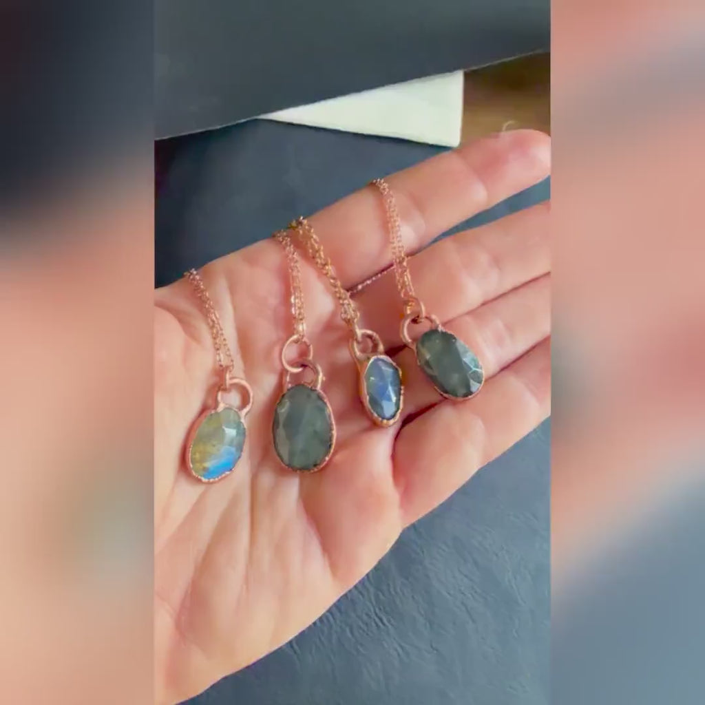 Labradorite Oval Necklace