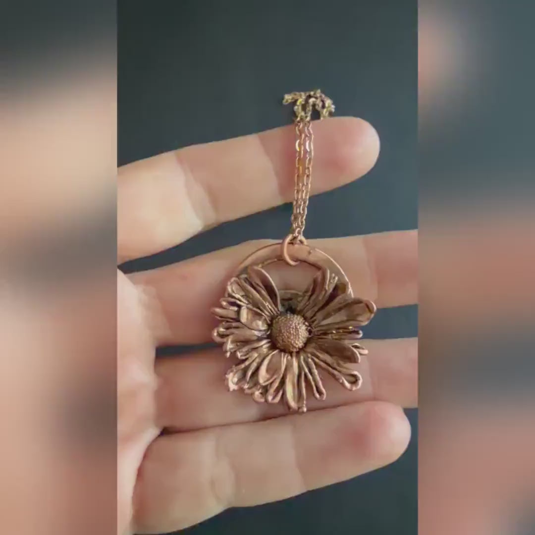 Electroformed Copper Daisy Necklace | Real Preserved Flower Pendant | Handmade Botanical Jewelry | Boho Rose Gold Chain